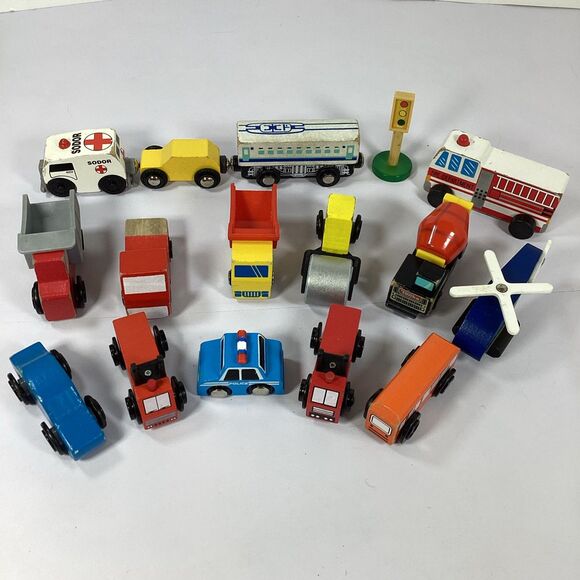 Wooden Vehicle Lot of 16 Truck Ambulance Construction Police - Picture 1 of 12